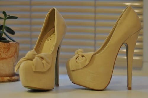 John Galliano. мода 2011. мода 2012. женские туфли. обувь. обувь 2011